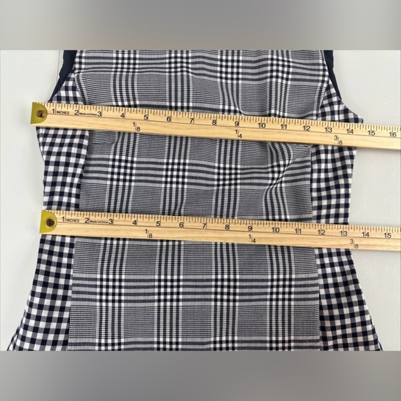 NWT Hugo Boss Imaia Plaid Checked Sleeveless Top Size 0 Black And White Back Zip - Picture 4 of 9